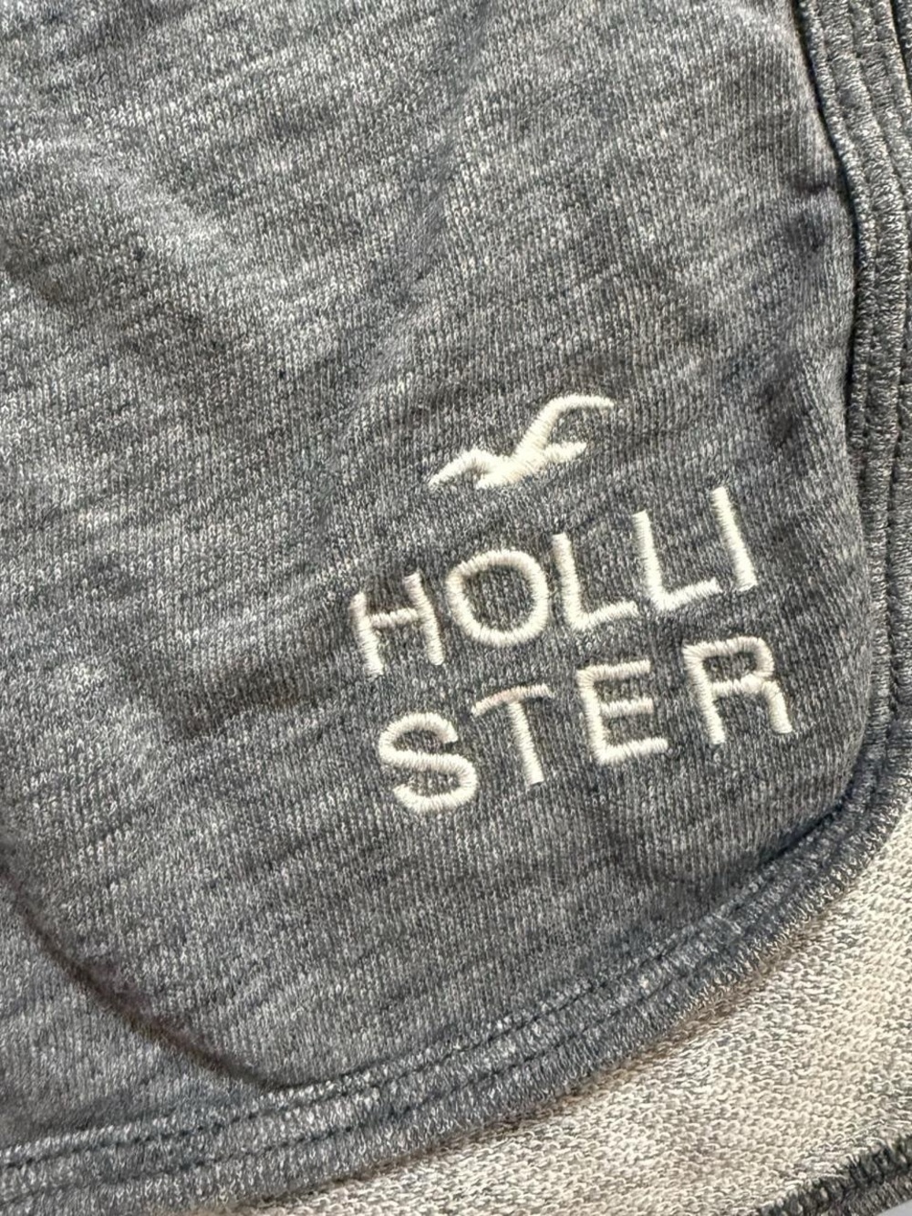 Vintage Y2K Hollister Co. Gray Logo Shorts Women’s Size S - Picture 3 of 7